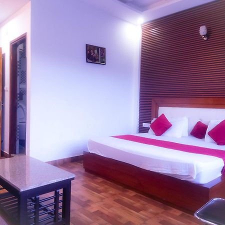 Hotel Snow Ark Inn, Dalhousie Kültér fotó